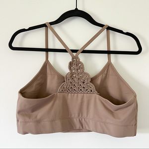 carbon38 | nude neutral crochet sports bra size large